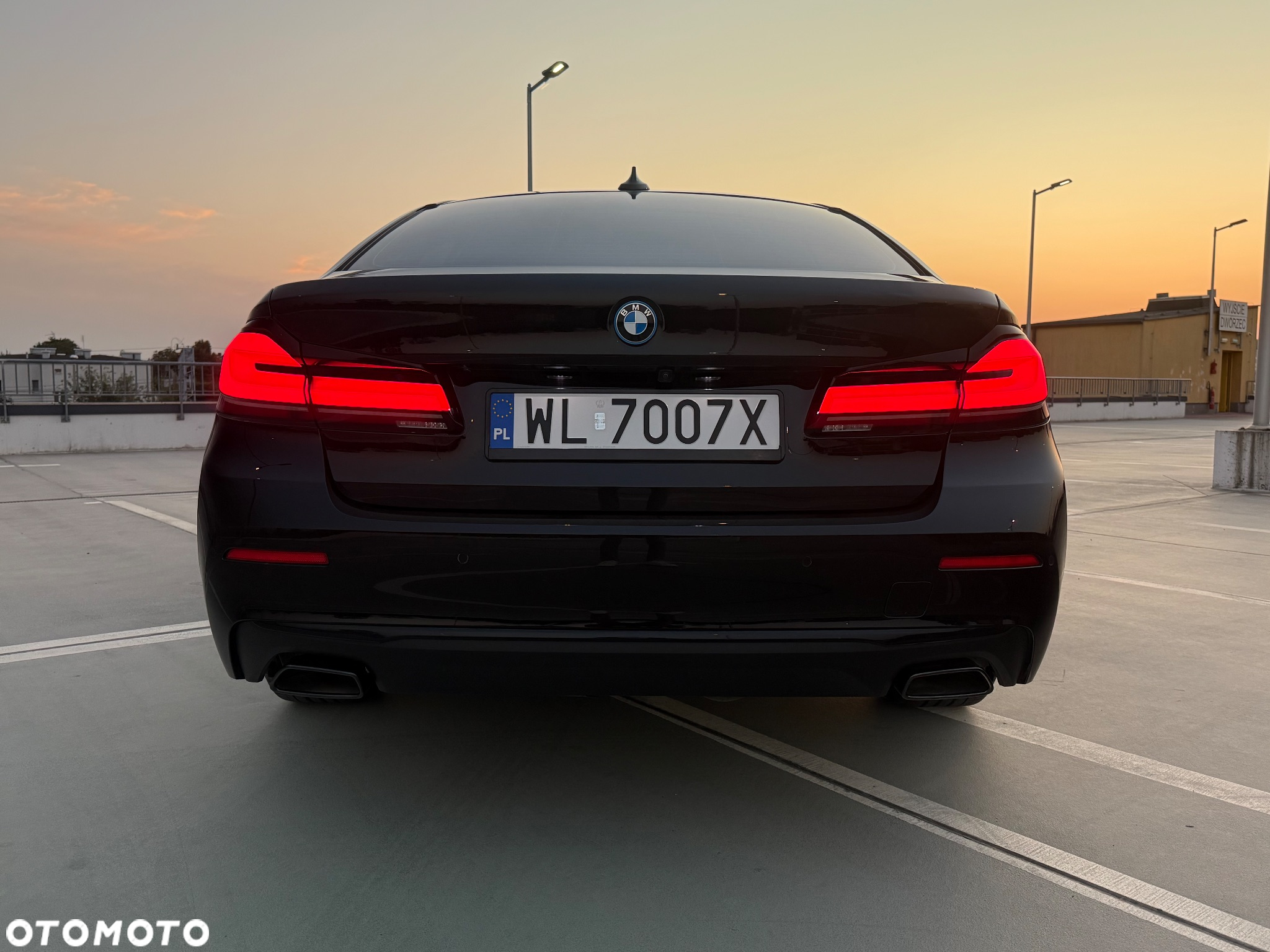 BMW Seria 5 530e xDrive - 13