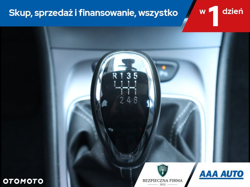 Opel Astra - 17