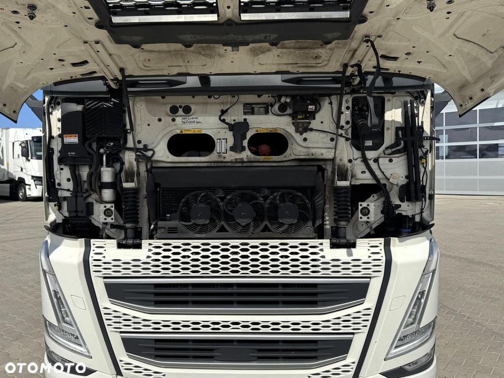 Volvo F460 - 8