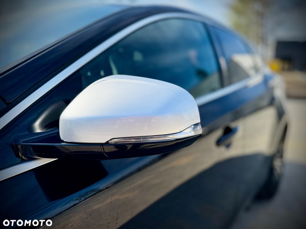 Volvo V40 D4 Drive-E R-Design Momentum - 29