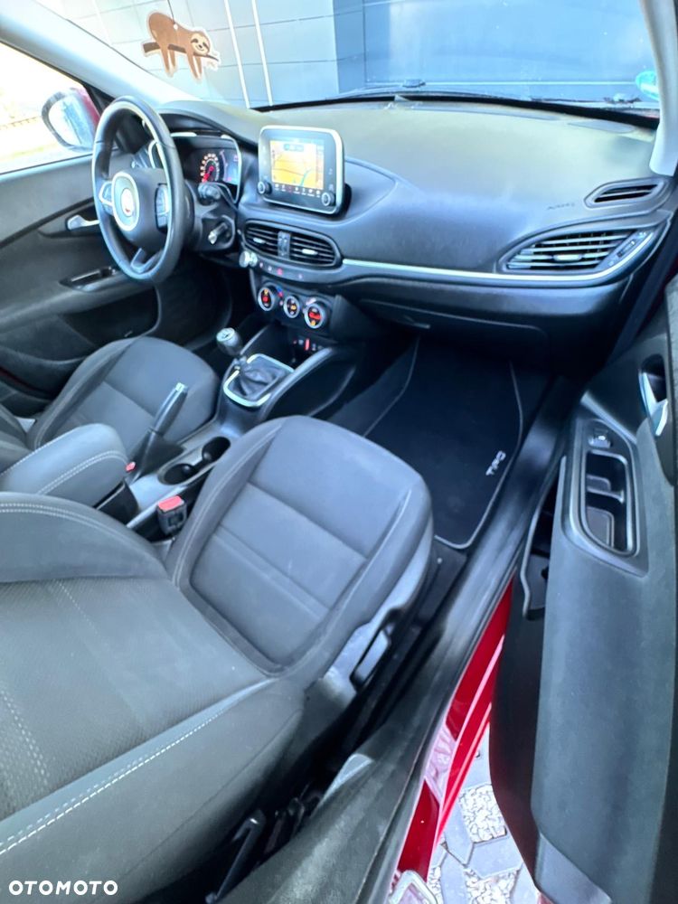 Fiat Tipo - 18