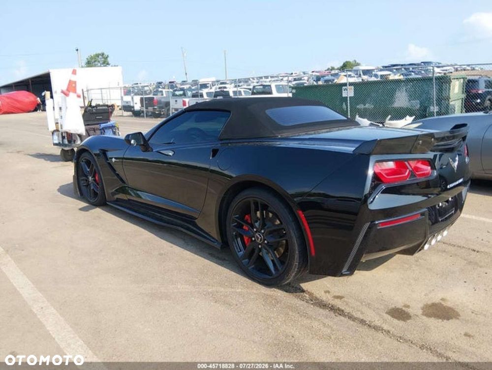 Chevrolet Corvette - 3