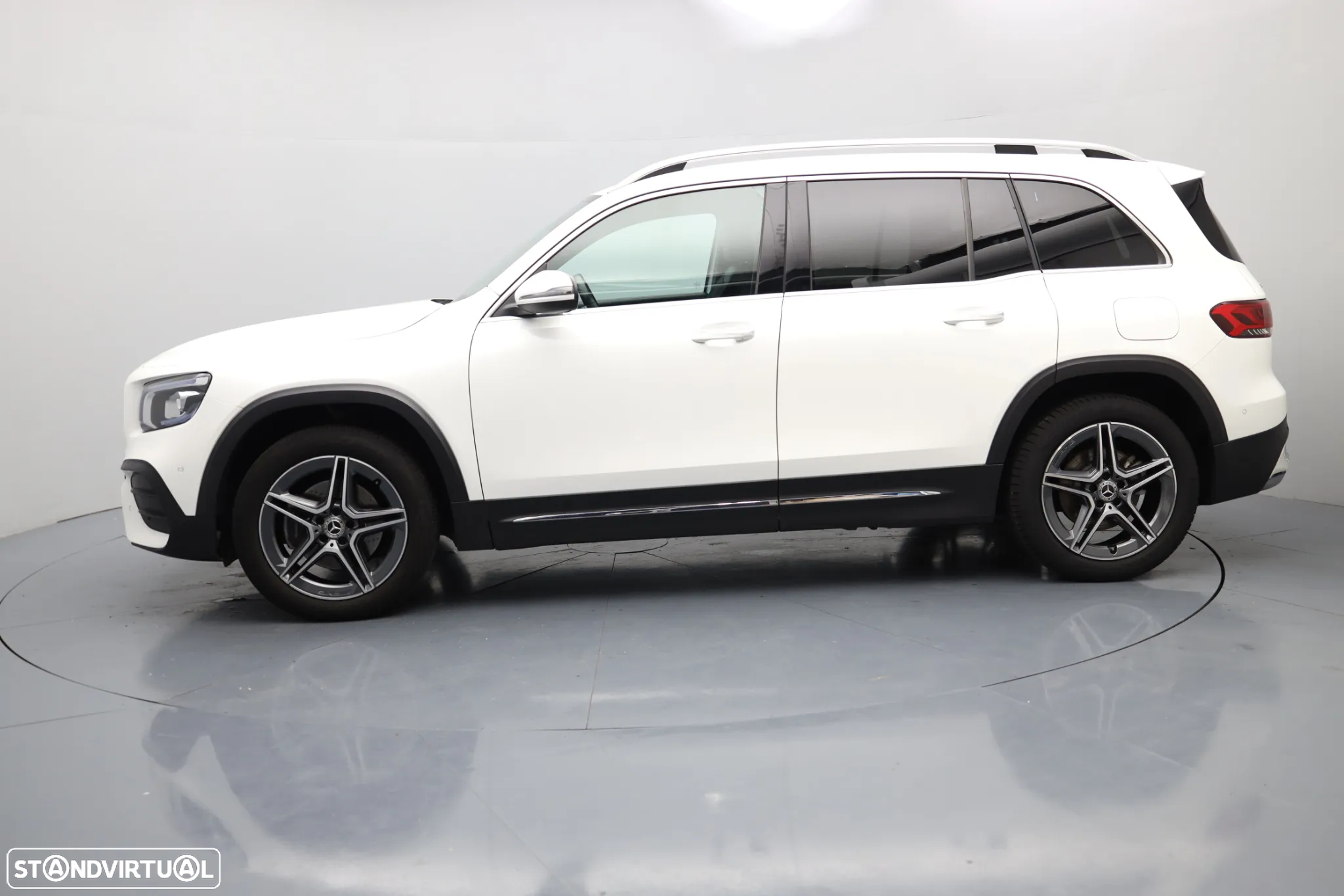Mercedes-Benz GLB 200 d AMG Line - 8
