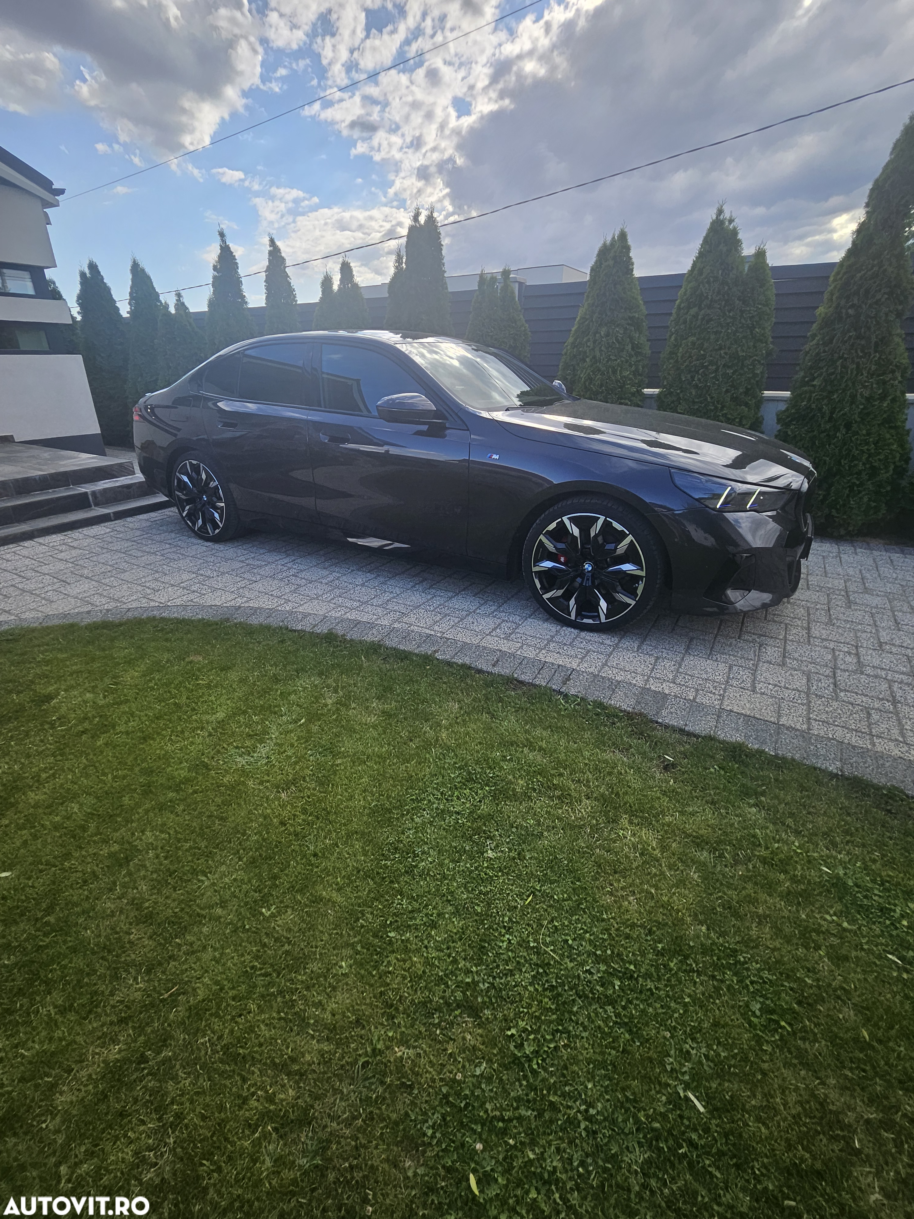 BMW Seria 5 520d xDrive AT MHEV - 3