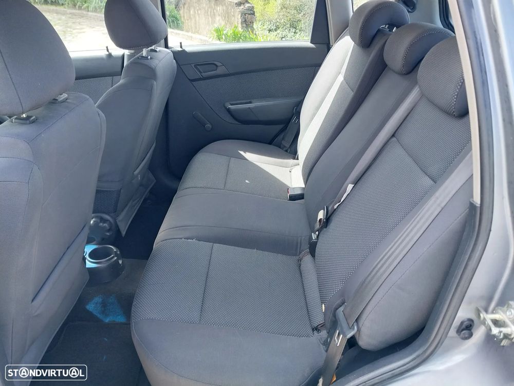 Chevrolet Aveo 1.2 L - 6