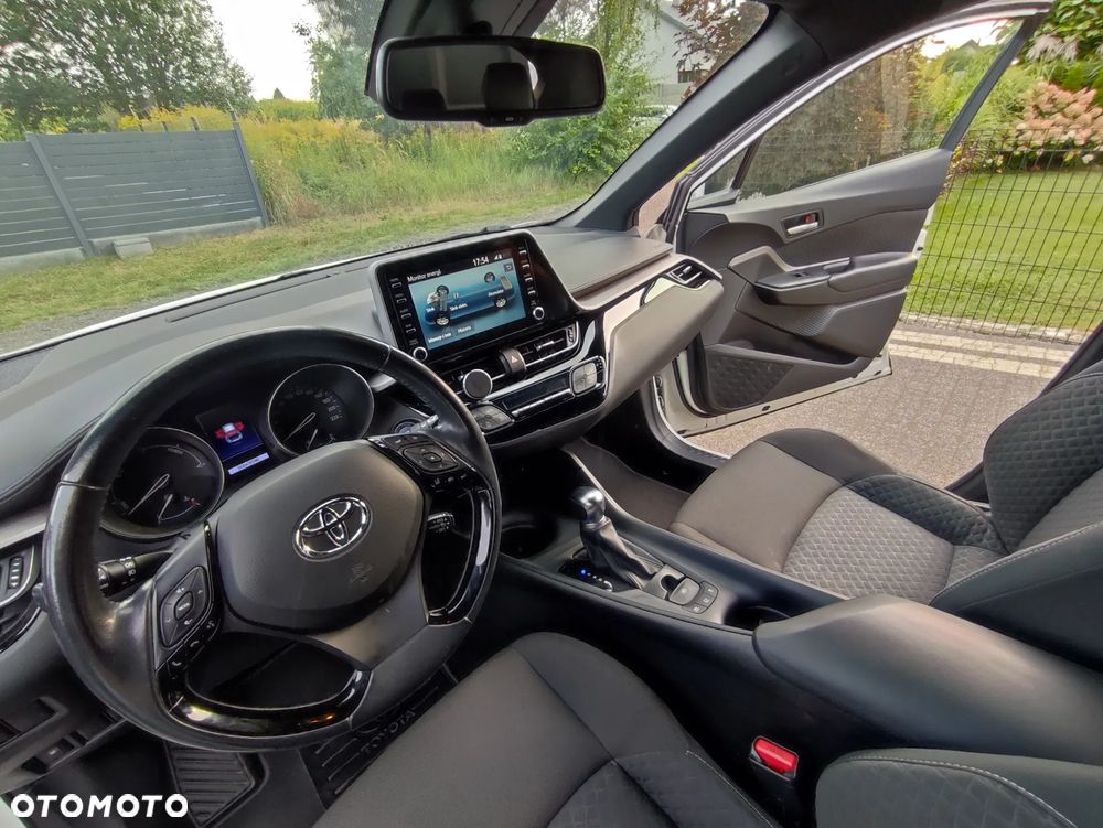 Toyota C-HR - 22