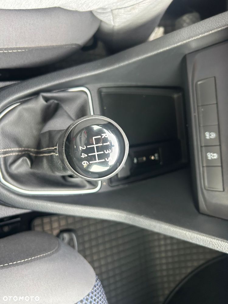 Volkswagen Caddy - 12