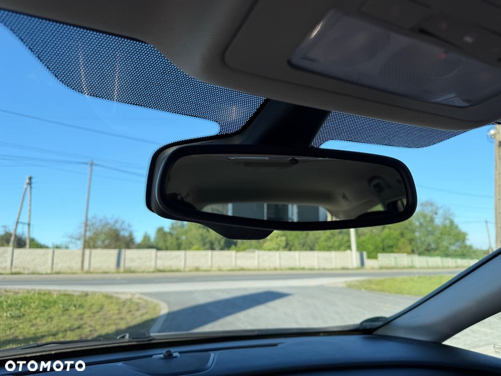 Opel Astra 1.4 Turbo Edition - 26