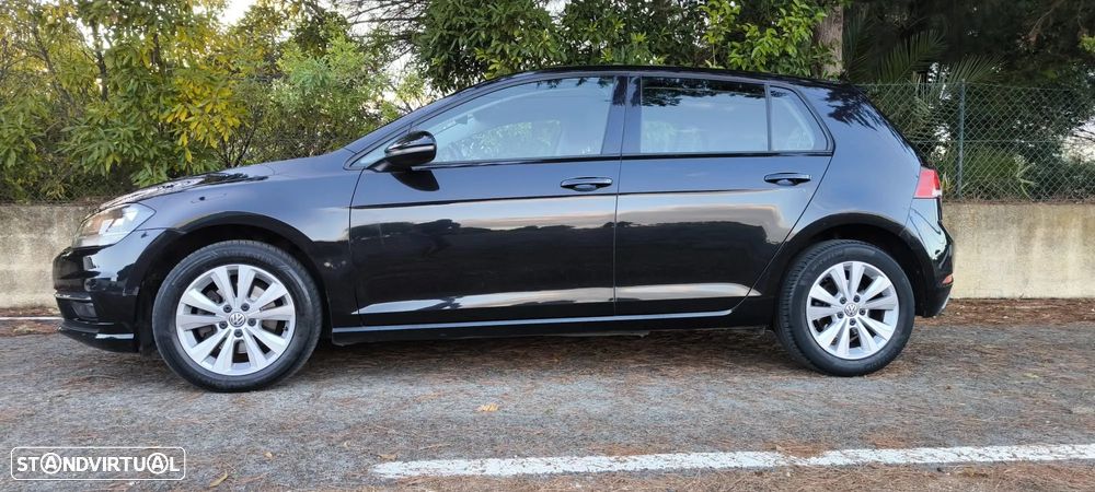VW Golf 1.6 TDI Confortline - 1