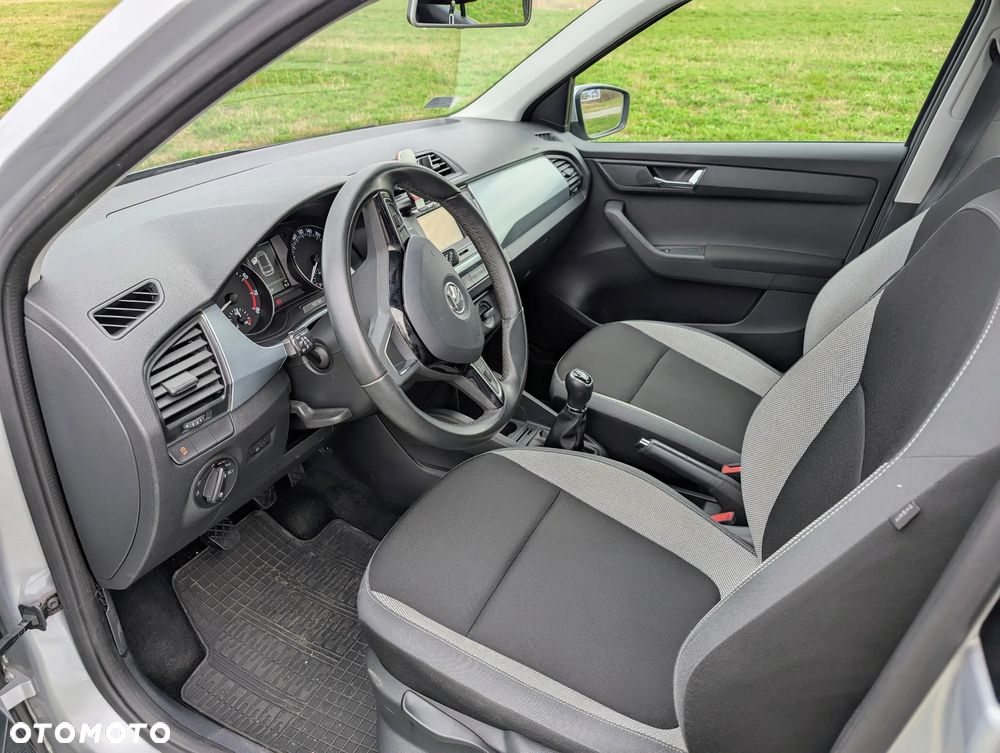 Skoda Fabia 1.2 TSI Ambition - 10