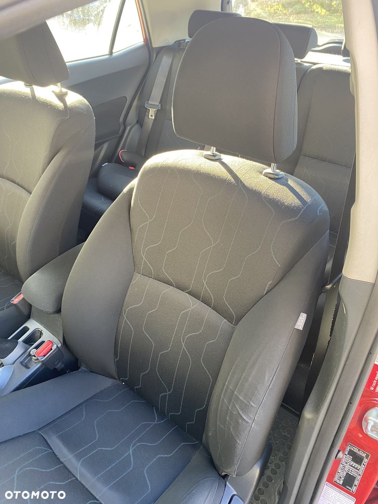 Toyota Auris 1.33 VVT-i Life - 10