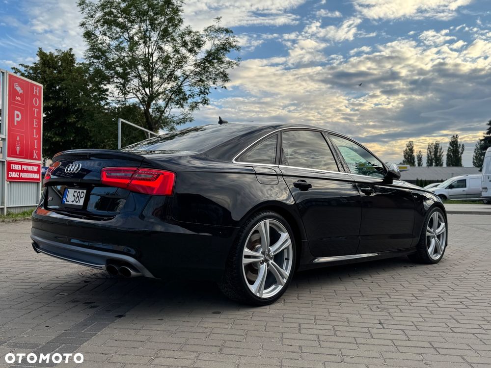 Audi S6 Limousine - 4