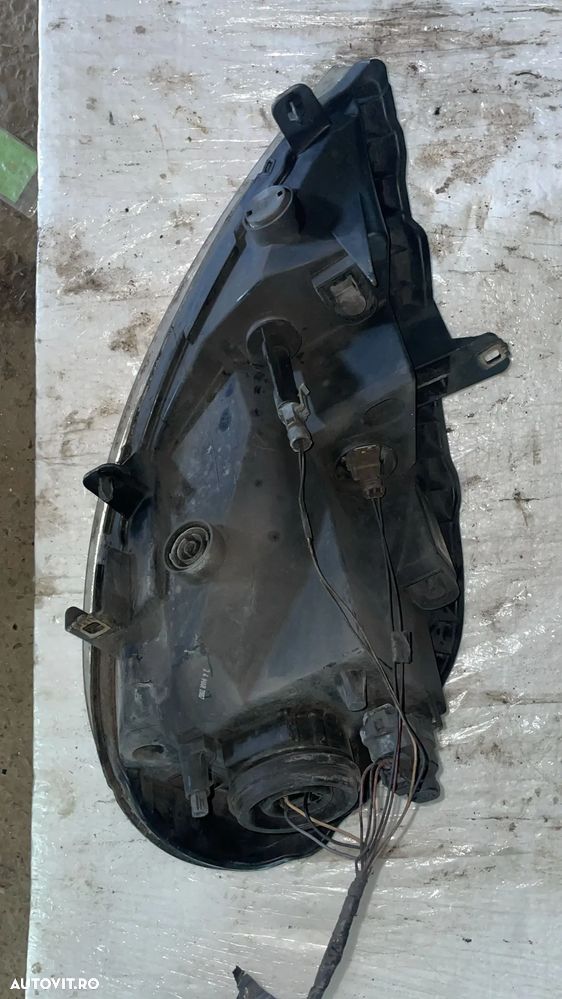 Far stanga dreapta Renault Trafic II, Opel Vivaro 8200701359 8200701361 - 3