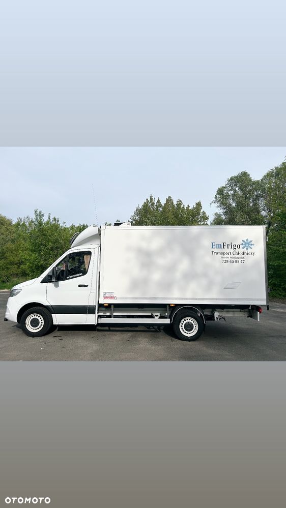 Mercedes-Benz Sprinter 319 - 7