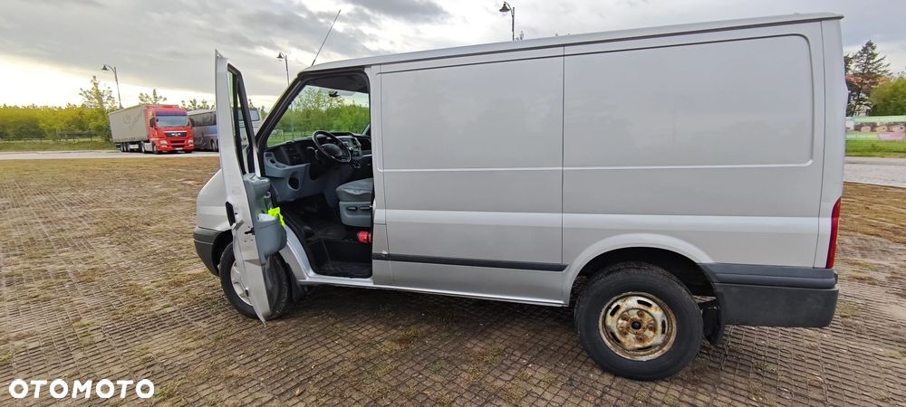 Ford Transit - 18