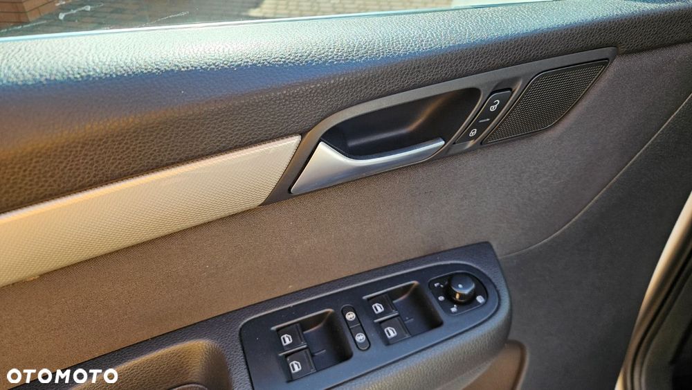 Volkswagen Sharan 2.0 TDI DSG BlueMotion Technology Match - 20