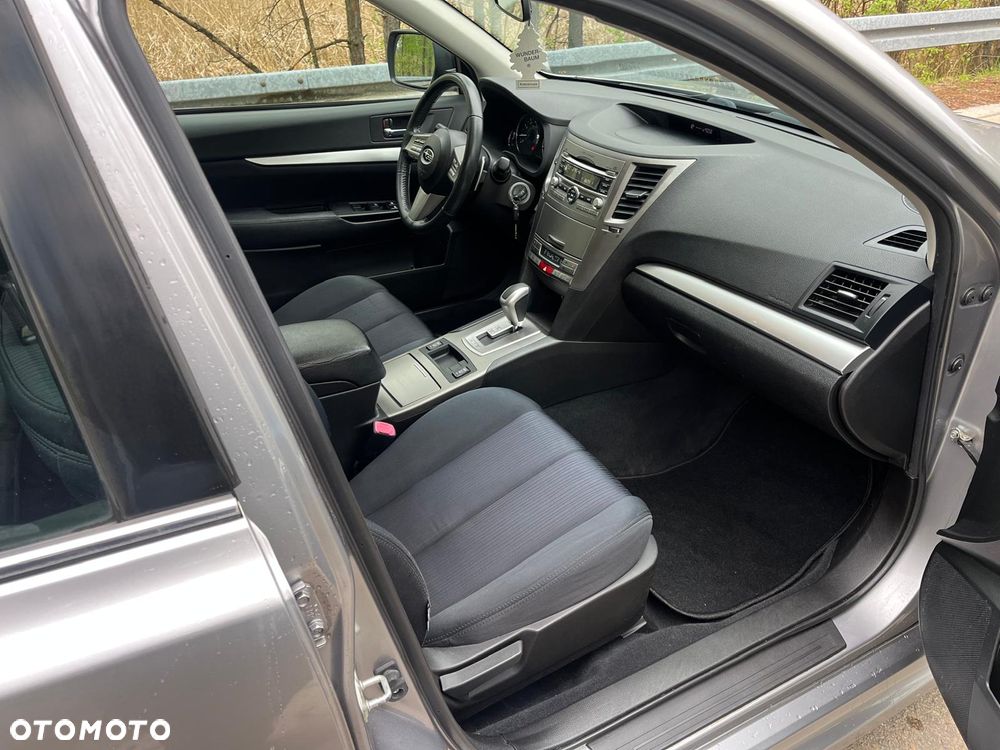 Subaru Legacy 2.5i Lineartronic Comfort - 9