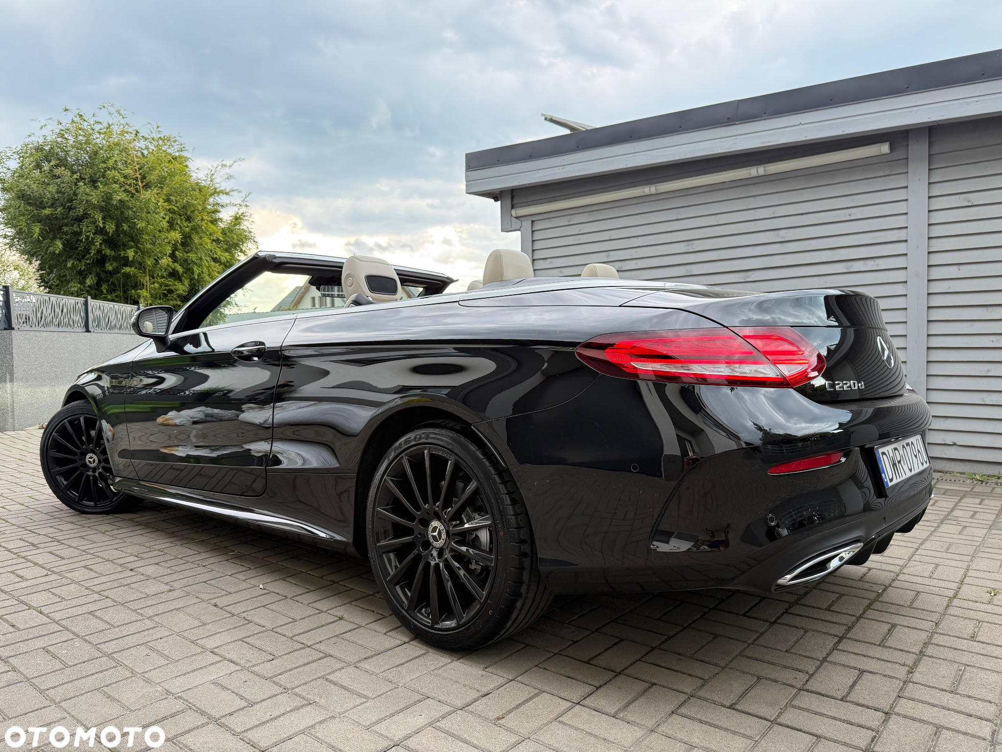 Mercedes-Benz Klasa C 220 d Cabrio 9G-TRONIC AMG Line Plus - 6