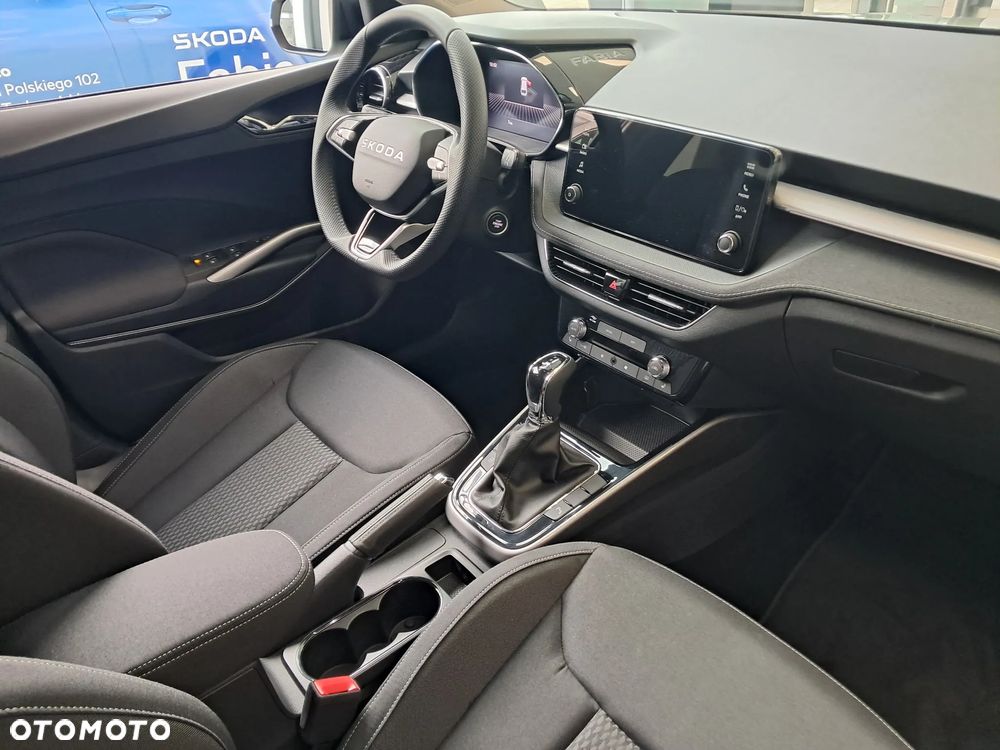 Skoda Fabia 1.0 TSI Drive DSG - 10