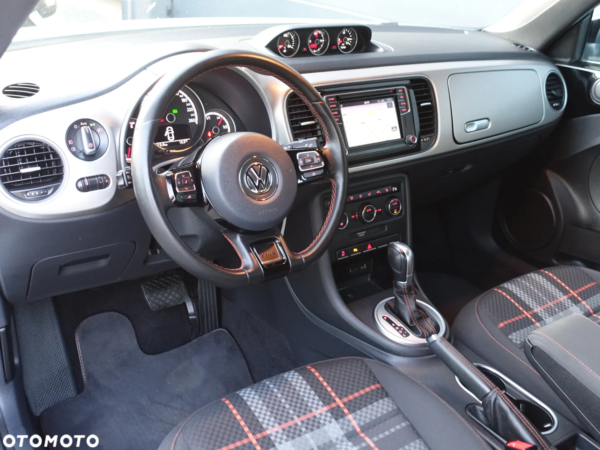 Volkswagen Beetle The Cabriolet 1.4 TSI DSG (BlueMotion Tech) R-Line - 15