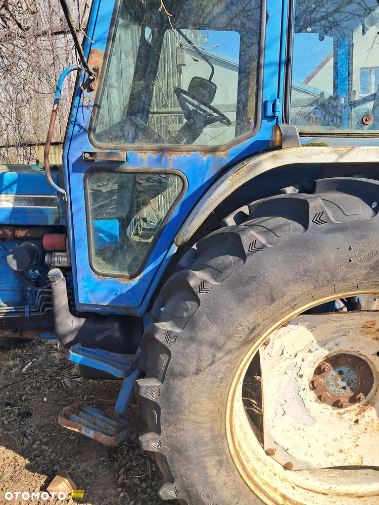 Ford 7810 - 11