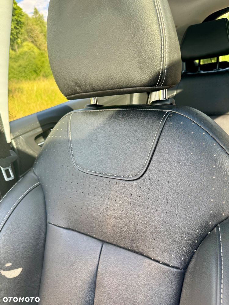 Peugeot 208 PureTech 110 Stop & Start EAT6 Allure - 17
