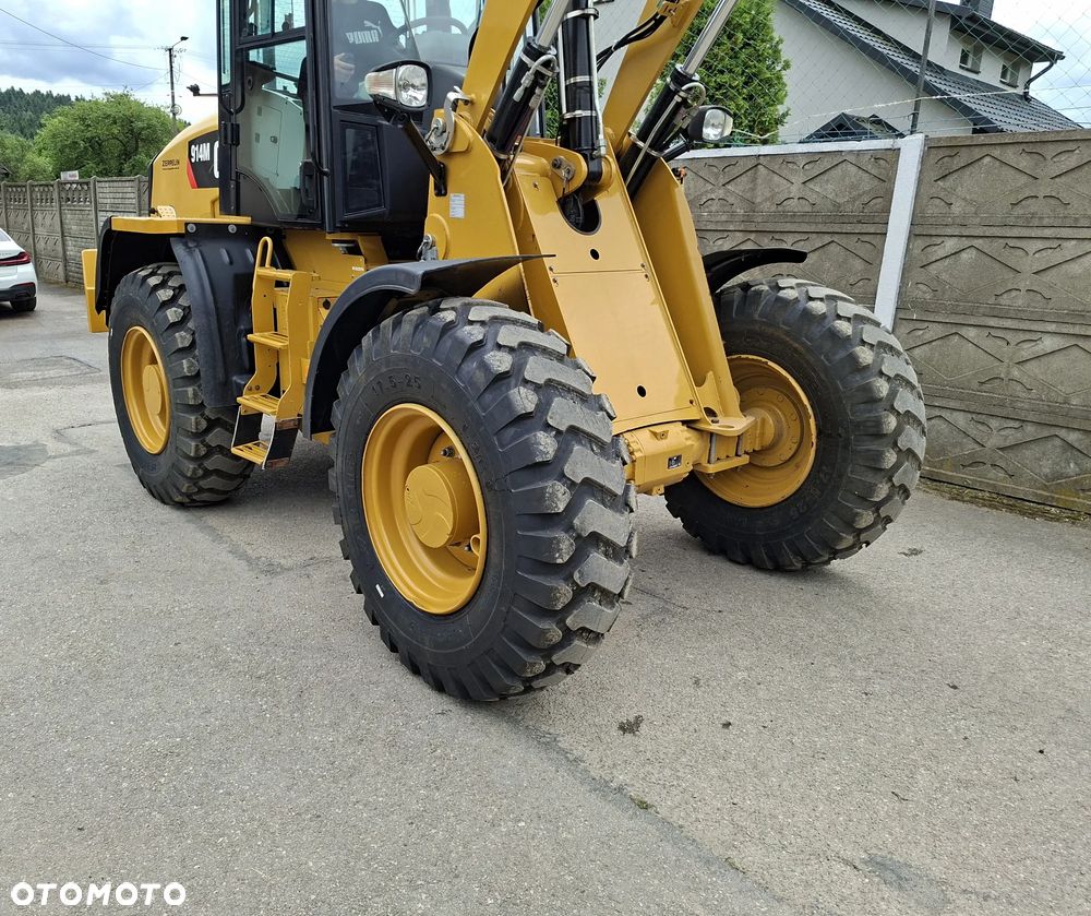 Caterpillar CAT 914 M - 19