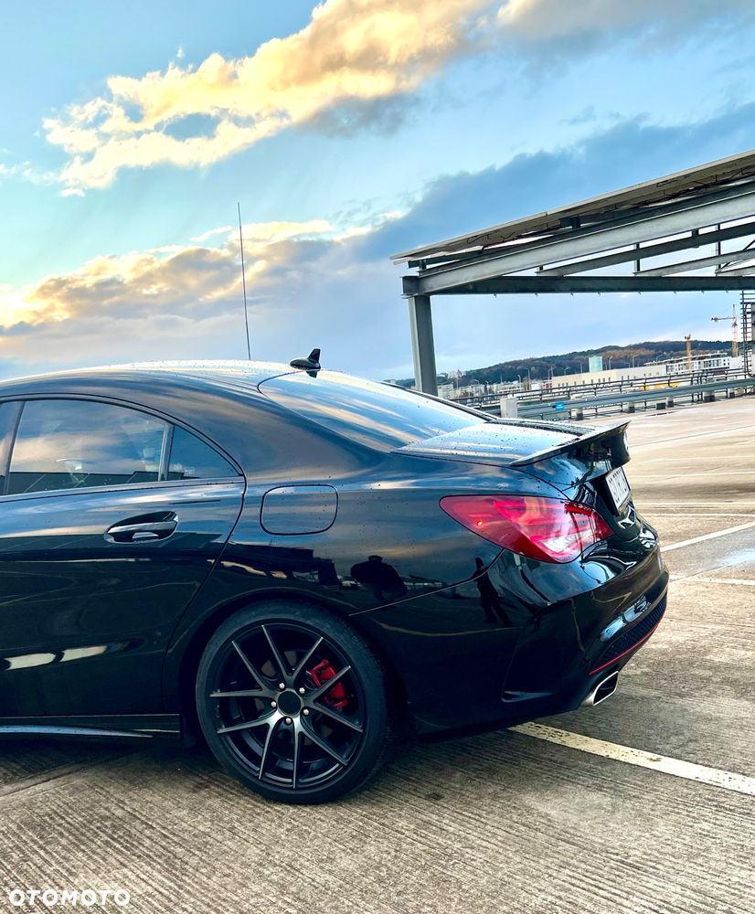 Mercedes-Benz CLA 250 Sport 4-Matic - 17