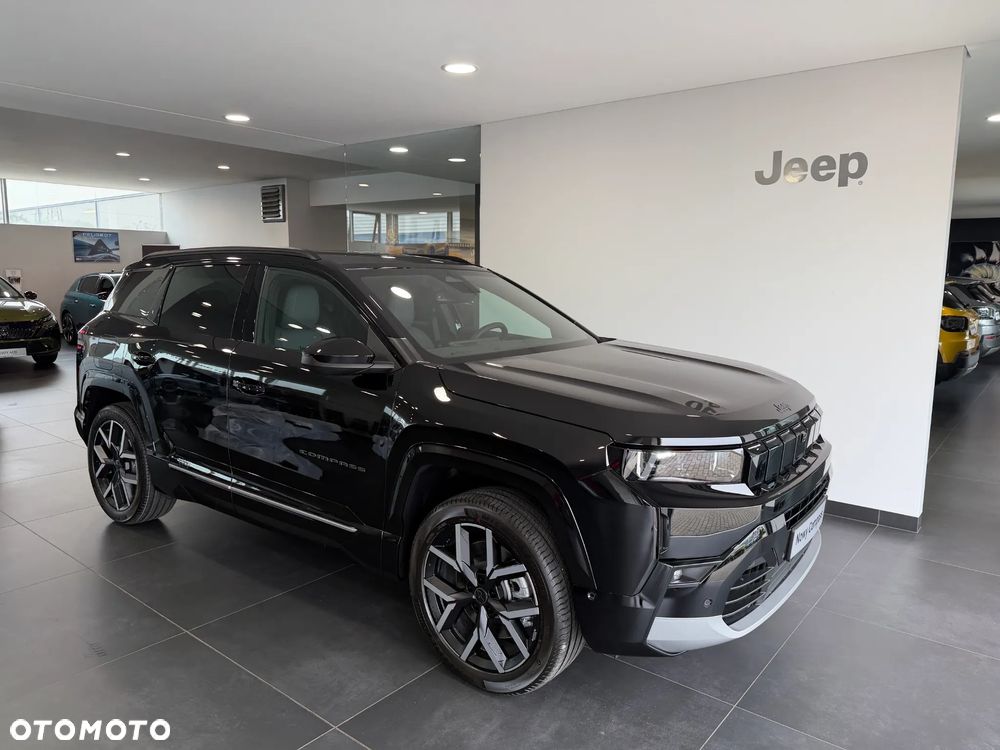 Jeep Compass - 4
