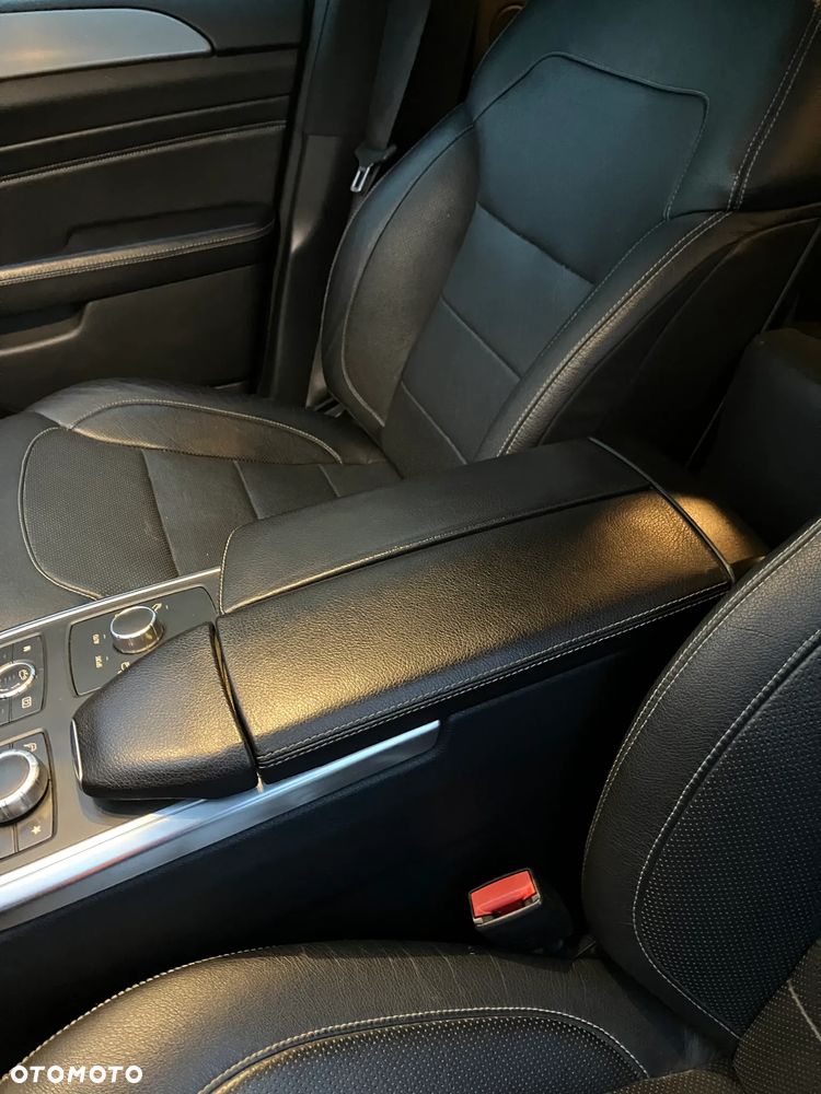 Mercedes-Benz ML - 11