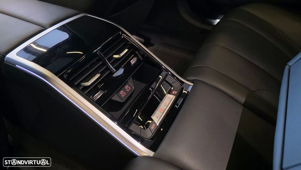 BMW 840 Gran Coupé d xDrive Pack M - 52