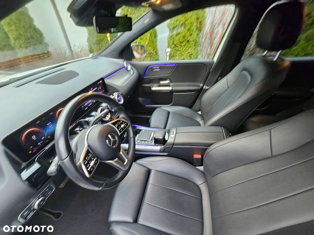 Mercedes-Benz Klasa B 180 Style 7G-DCT - 12