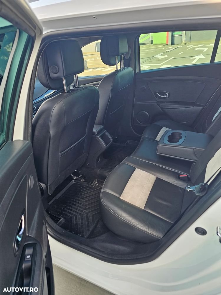 Renault Megane - 5