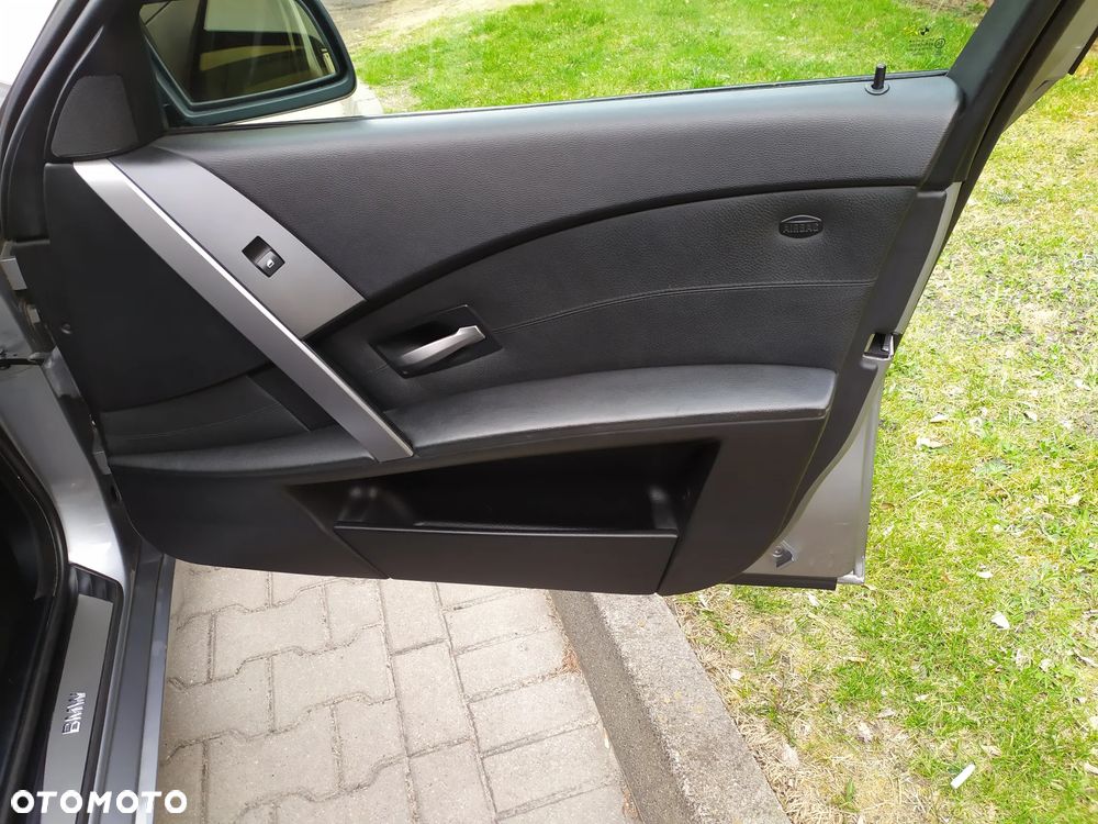 BMW Seria 5 - 24