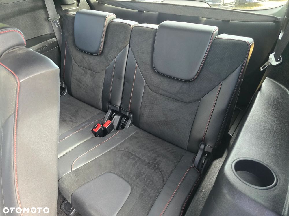 Ford S-Max - 10