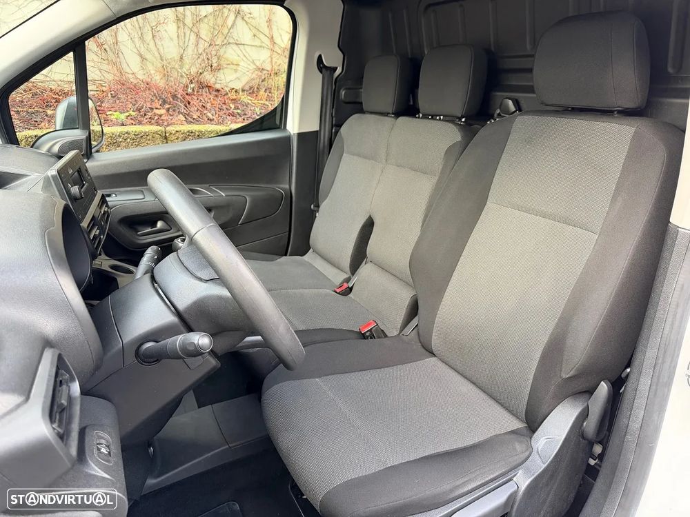 Toyota ProaceCity 1.5 D-4D 100HP 3L - 16