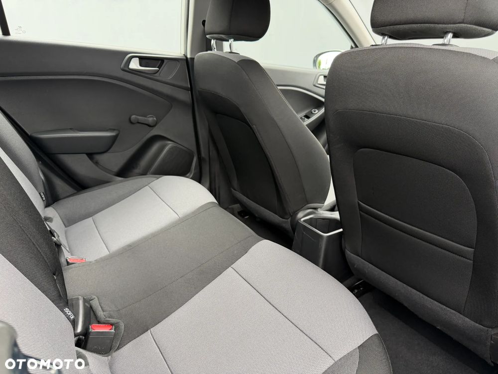 Hyundai i20 1.2 Classic Plus - 24
