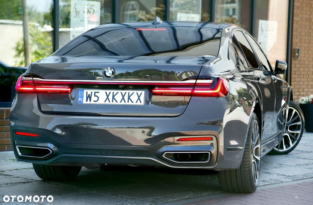 BMW Seria 7 - 10