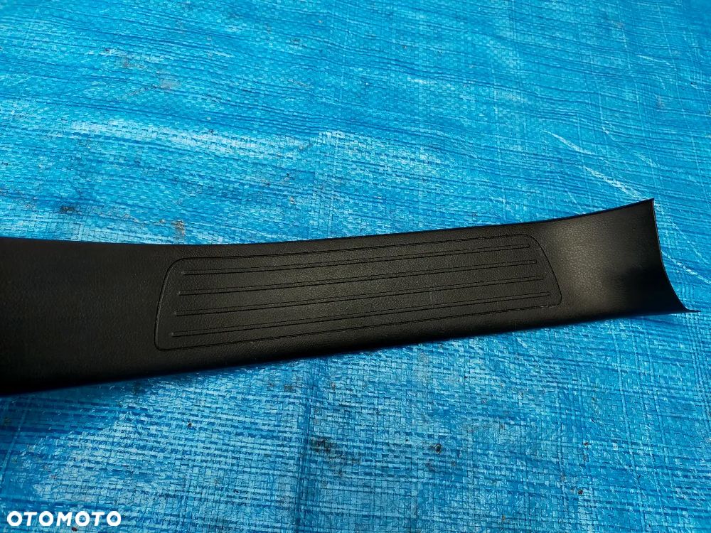 Mercedes W166 GLE Osłona Listwa Progu Tył Prawa Lewa A1666800635 A1666800535 - 10