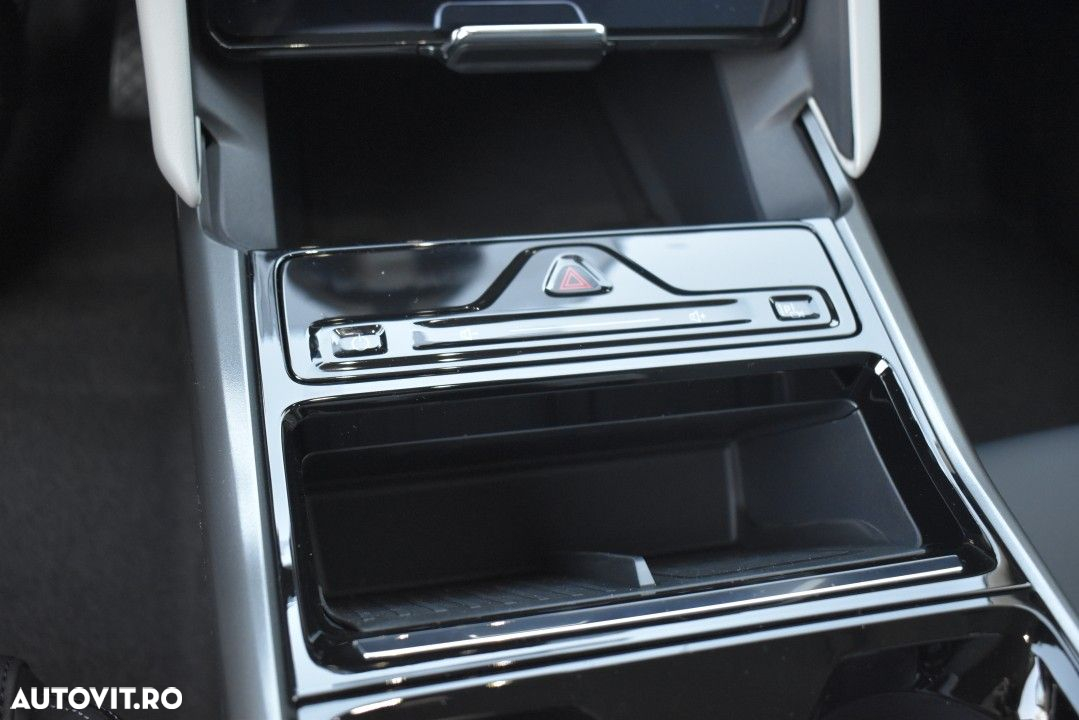 Ford Explorer - 25