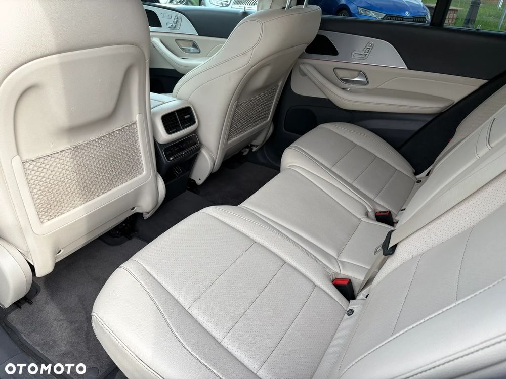 Mercedes-Benz GLE 300 d 4Matic 9G-TRONIC AMG Line - 25