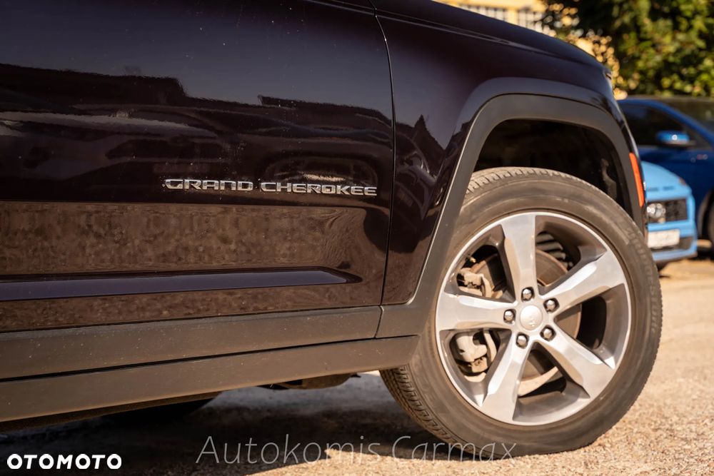 Jeep Grand Cherokee - 14