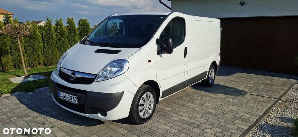 Opel vivaro - 11