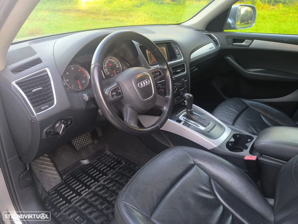 Audi Q5 2.0 TDI quattro Stronic - 11