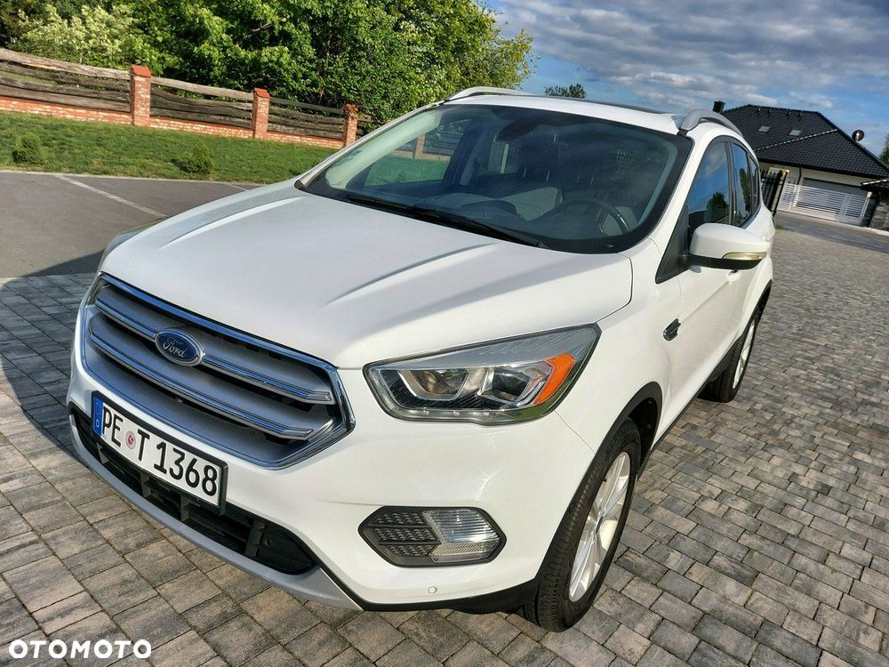 Ford Kuga - 11