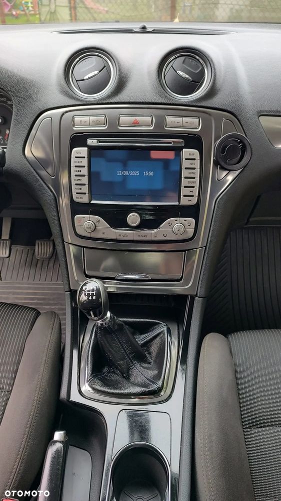 Ford Mondeo 2.0 TDCi Titanium - 10