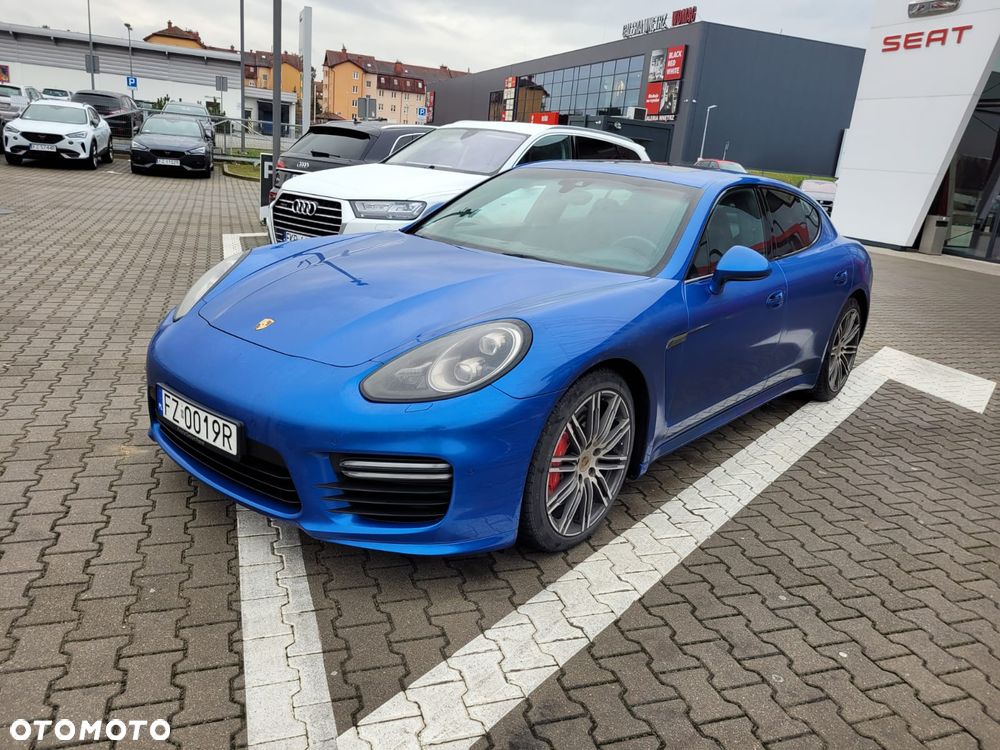 Porsche Panamera - 10