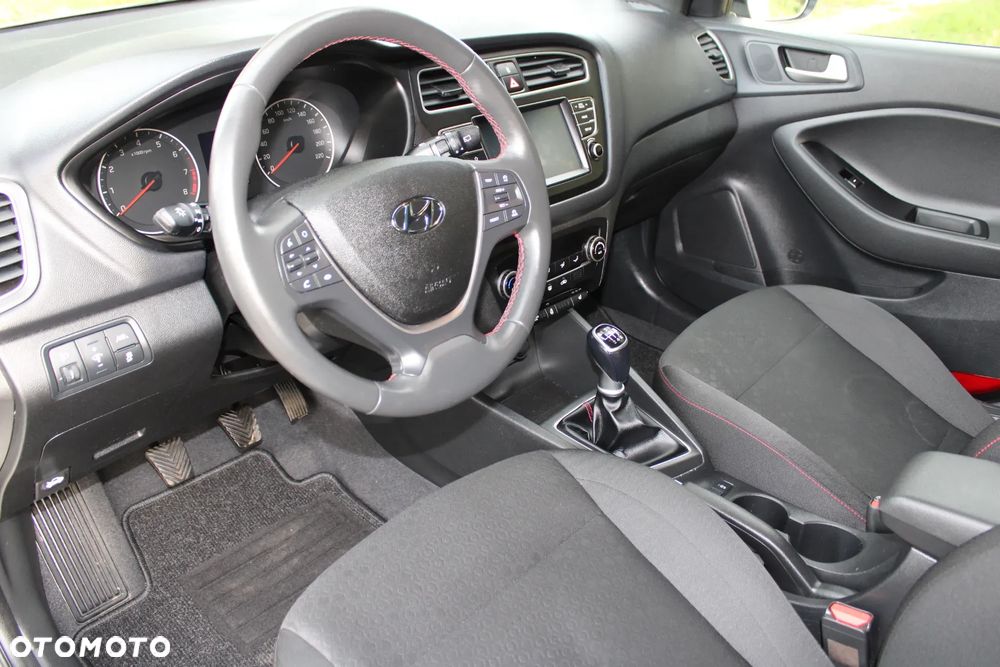 Hyundai i20 - 10