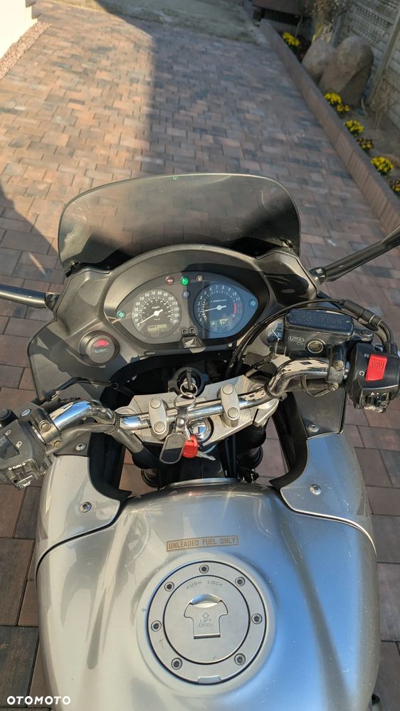 Honda CBF - 8