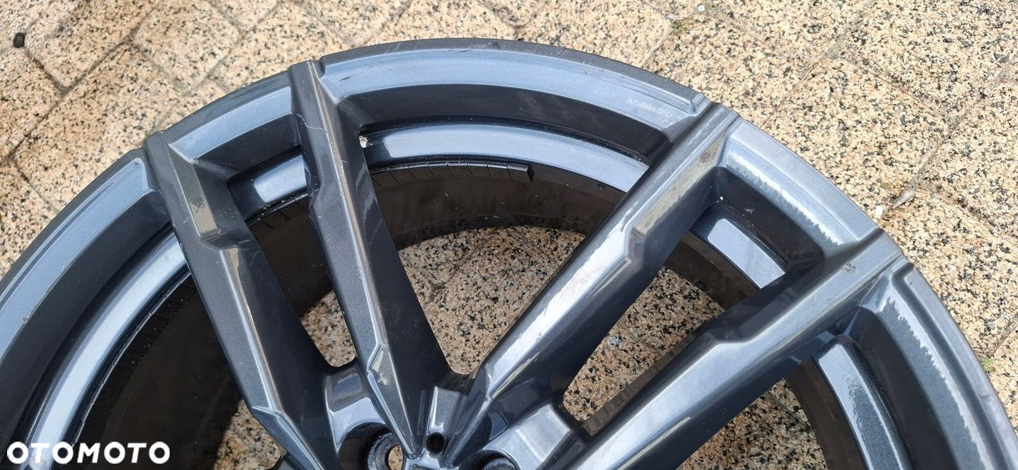 BMW X3 M G01 F97 X4 M G02 styling 764 felga 20" 9Jx20 et28 5x112 8059723 - 5